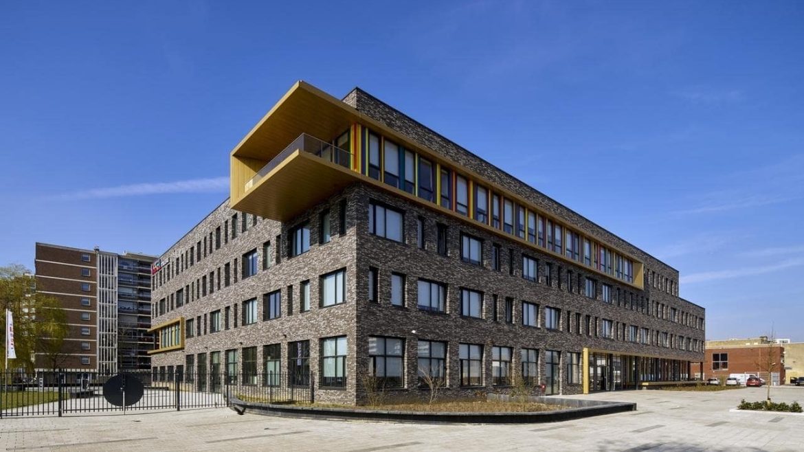 Vooraanzicht Ijsselcollege