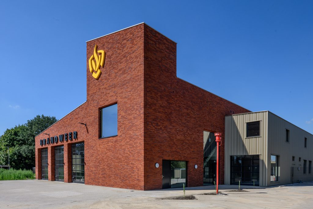 Brandweerpost Zeeland zijkant