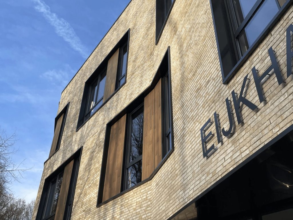 Buitenkant Eijkhagen college